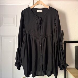 THE LULLABY CLUB black puff peasant sleeve blouse tunic top